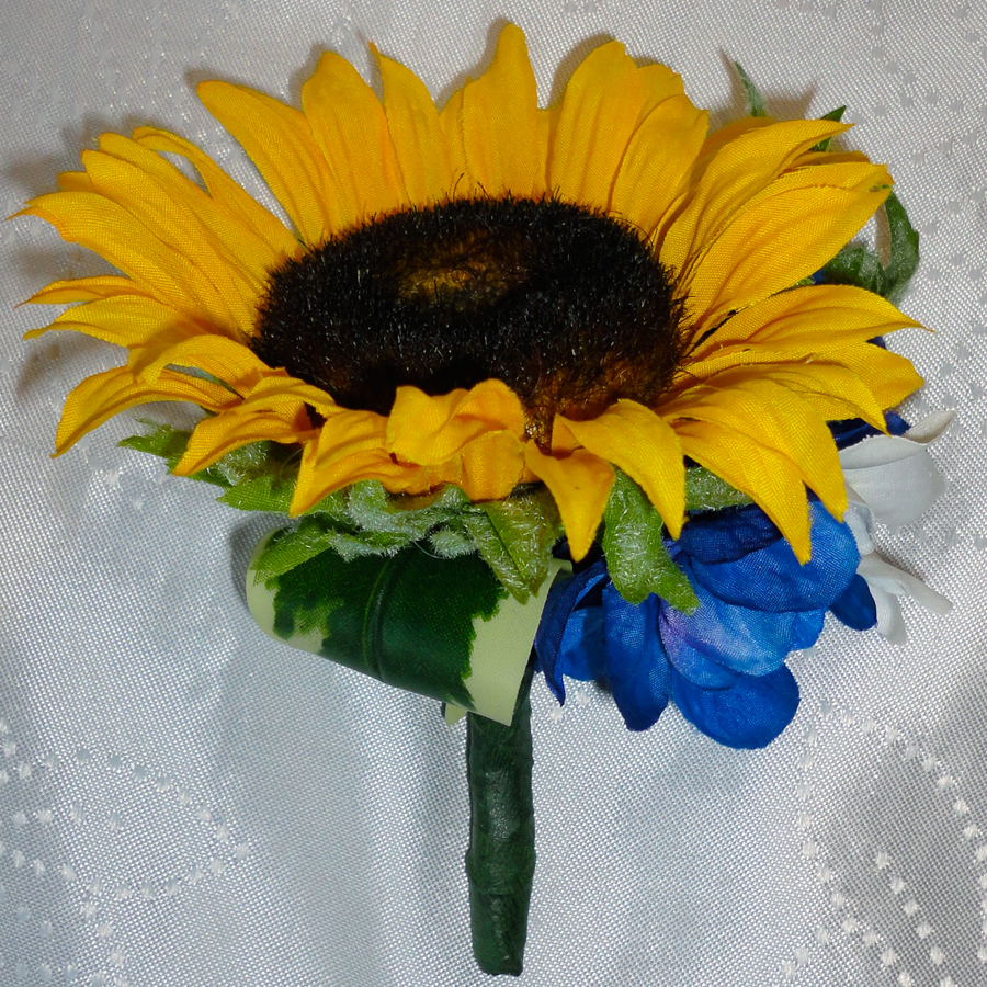 Sunflower Buttonhole